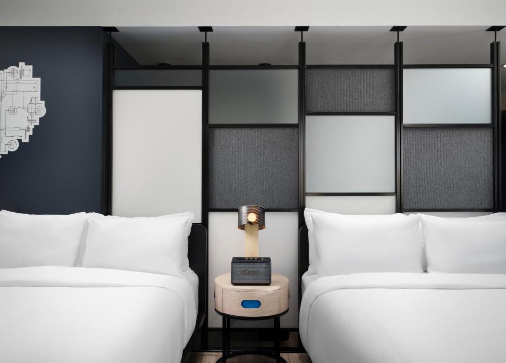 Queen Room with Two Queen Beds interior